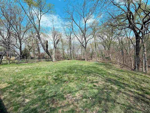 338 23rd Avenue, East Moline, IL 61244