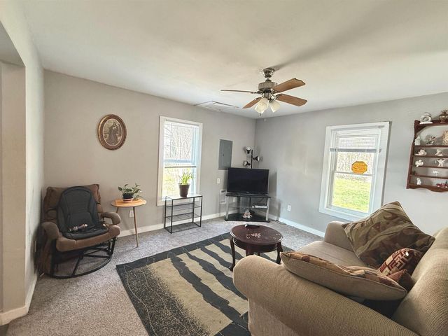 338 23rd Avenue, East Moline, IL 61244