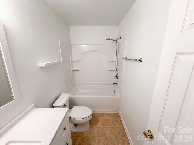10114 Ballyclare Court, Charlotte, NC 28213