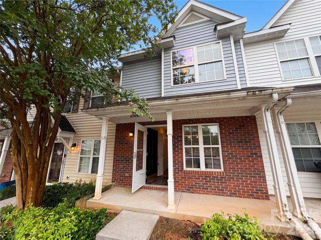 10114 Ballyclare Court, Charlotte, NC 28213