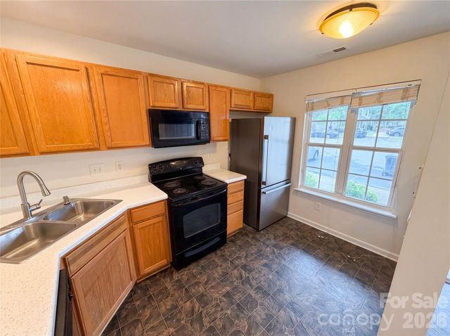 10114 Ballyclare Court, Charlotte, NC 28213