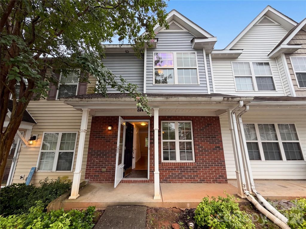 10114 Ballyclare Court, Charlotte, NC 28213