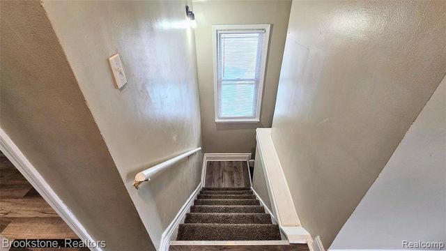 2520 Seyburn Street, Detroit, MI 48214