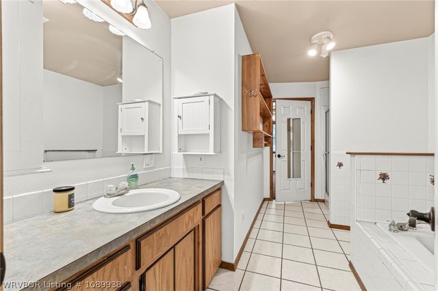 4716 Cobblestone Road, Huntington, AR 72940