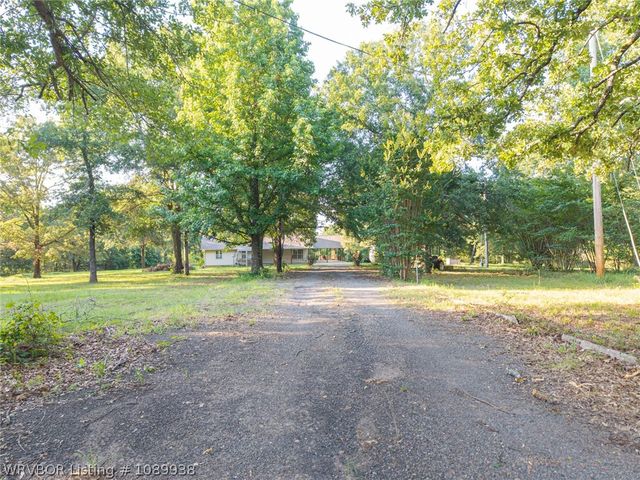 4716 Cobblestone Road, Huntington, AR 72940