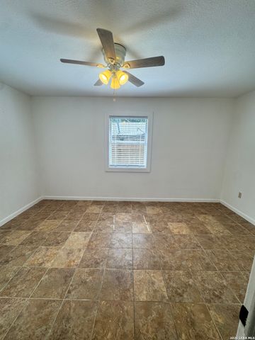 210 N San Jacinto B, San Antonio, TX 78207
