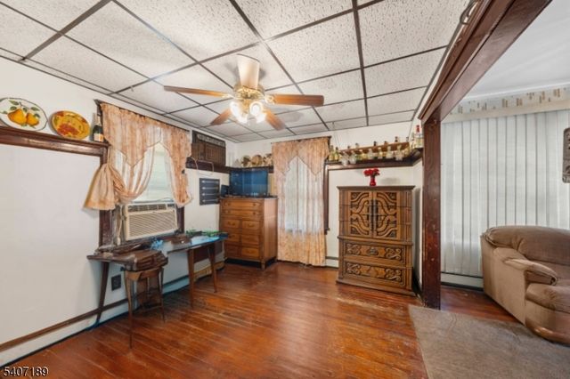 540 E 3Rd Ave, Roselle Boro, NJ 07203