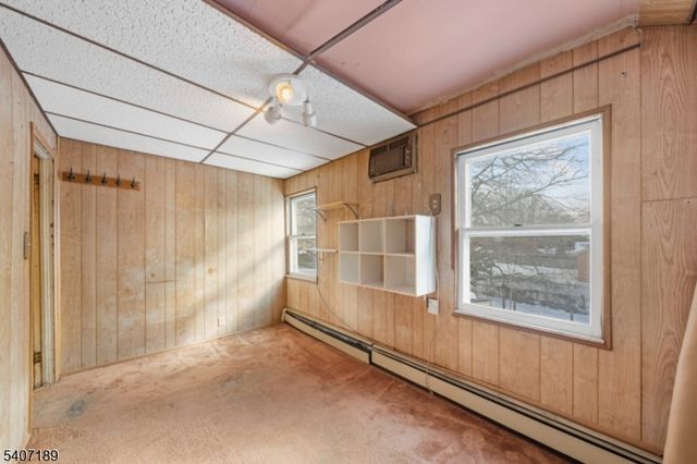 540 E 3Rd Ave, Roselle Boro, NJ 07203