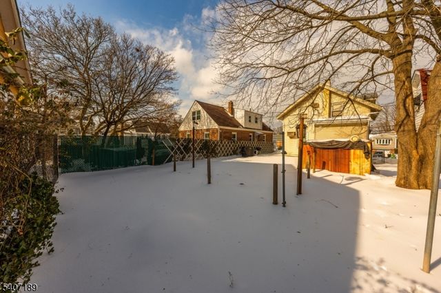 540 E 3Rd Ave, Roselle Boro, NJ 07203