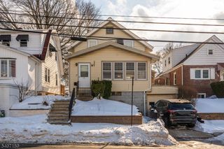 540 E 3Rd Ave, Roselle Boro, NJ 07203