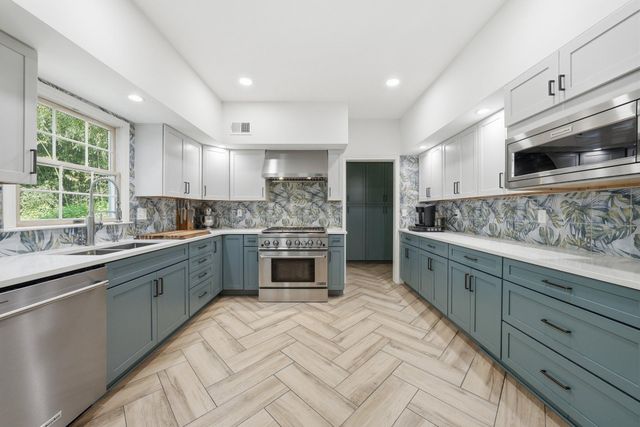 15802 RADWICK LN, Silver Spring, MD 20906