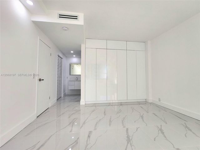 3505 S Ocean Drive 716, Hollywood, FL 33019