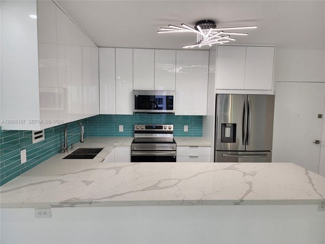3505 S Ocean Drive 716, Hollywood, FL 33019