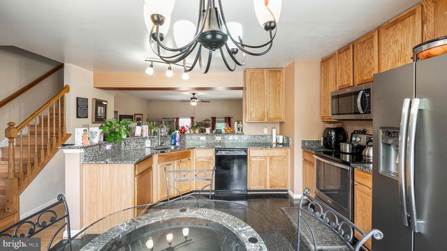 274 ROBERT ST, Baltimore, MD 21217