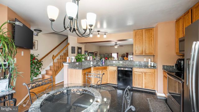 274 ROBERT ST, Baltimore, MD 21217