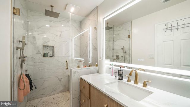 274 ROBERT ST, Baltimore, MD 21217