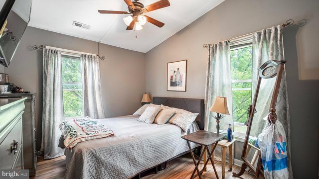 274 ROBERT ST, Baltimore, MD 21217
