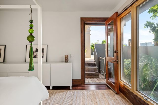 1111 W 12th ST 107, Austin, TX 78703