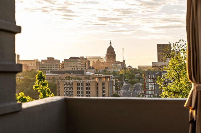 1111 W 12th ST 107, Austin, TX 78703
