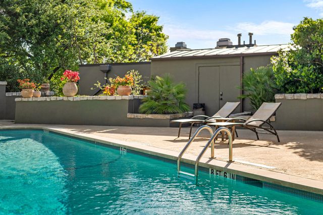 1111 W 12th ST 107, Austin, TX 78703