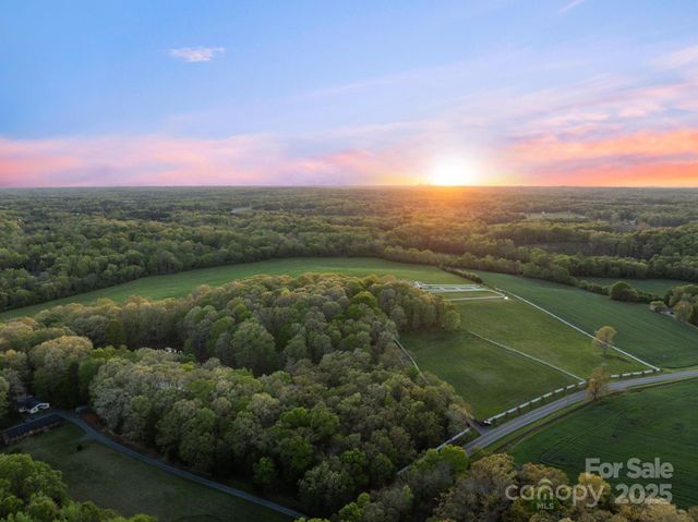 15670 Bethel Avenue Extension, Midland, NC 28107