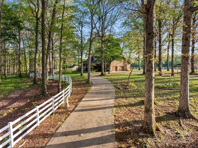 15670 Bethel Avenue Extension, Midland, NC 28107