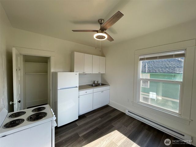 2519 Baker Avenue, Everett, WA 98201