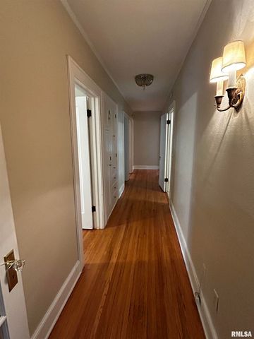 1725 W Moss Ave Apt 3, Peoria, IL 61606