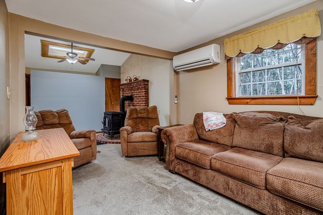 227 Log Cabin Road, Ashby, MA 01431