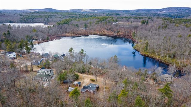 227 Log Cabin Road, Ashby, MA 01431