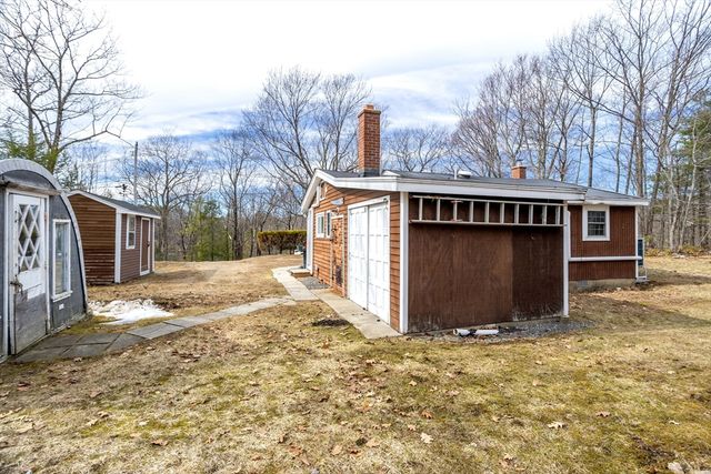 227 Log Cabin Road, Ashby, MA 01431