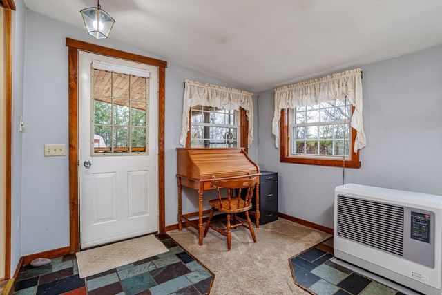 227 Log Cabin Road, Ashby, MA 01431