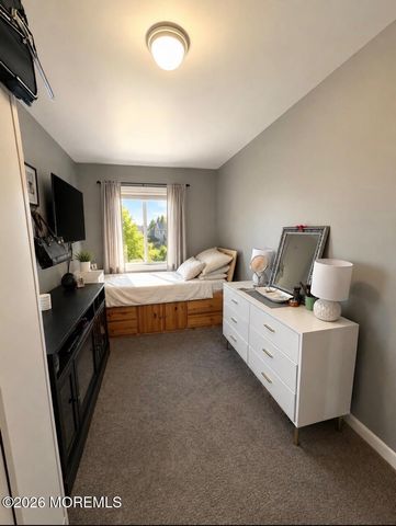 815 State Route 36 N, Union Beach, NJ 07735