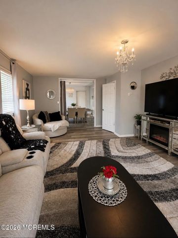 815 State Route 36 N, Union Beach, NJ 07735