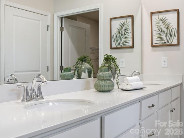 4047 Havenport Circle, Tega Cay, SC 29708