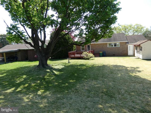 2703 GARFIELD AVE, West Lawn, PA 19609