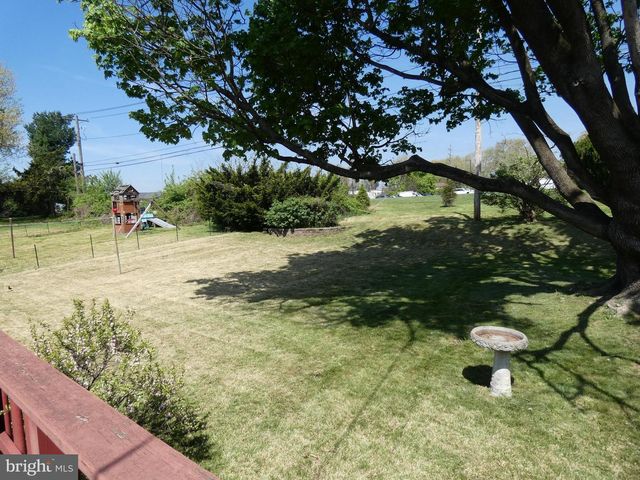 2703 GARFIELD AVE, West Lawn, PA 19609