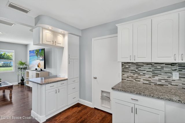 1610 SE Burning Lane, Port St. Lucie, FL 34952