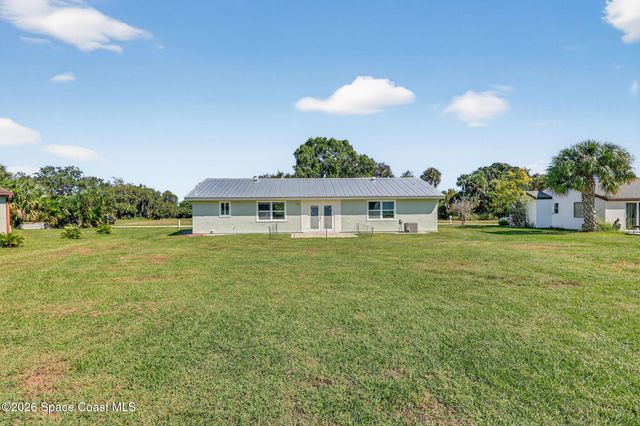 1610 SE Burning Lane, Port St. Lucie, FL 34952