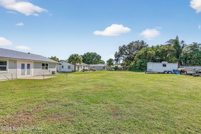 1610 SE Burning Lane, Port St. Lucie, FL 34952