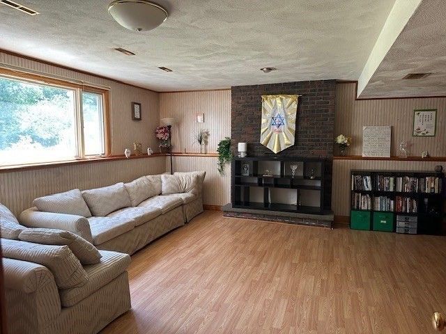 1849 Bay Rd, Sharon, MA 02067
