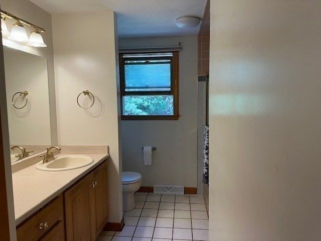 1849 Bay Rd, Sharon, MA 02067