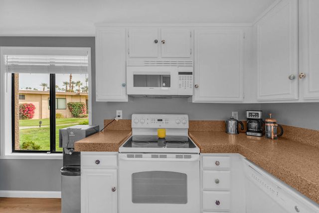 17 Lugo Drive, Rancho Mirage, CA 92270