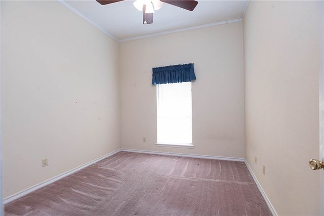 7029 Sun Wood Dr, Corpus Christi, TX 78413