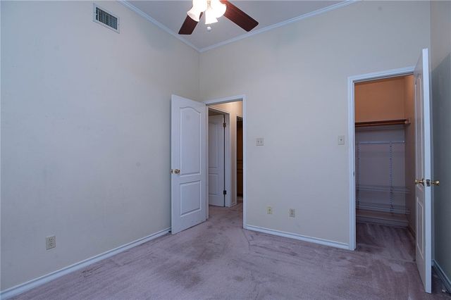 7029 Sun Wood Dr, Corpus Christi, TX 78413