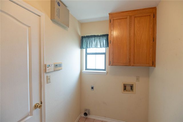 7029 Sun Wood Dr, Corpus Christi, TX 78413