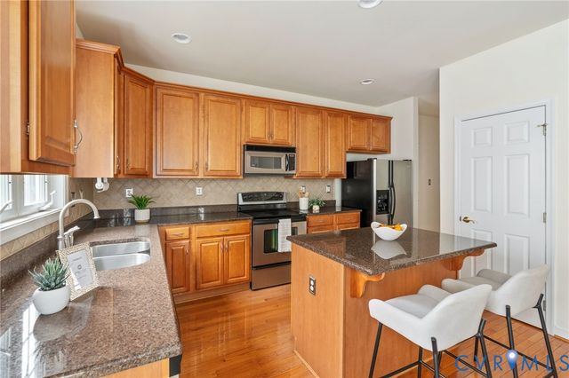 305 Libby Hill Ct, Manakin Sabot, VA 23103