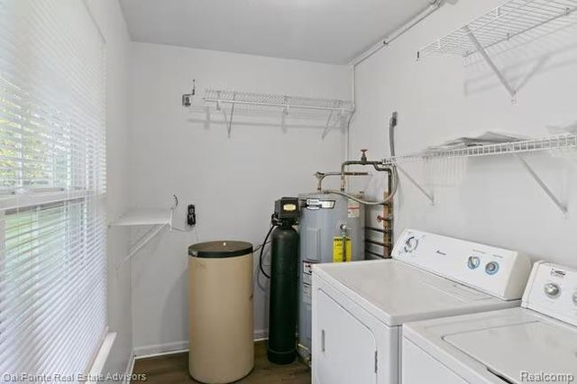 711 Cattail Lane, Pinckney, MI 48169