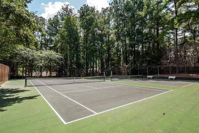 2266 KIMBROUGH WOODS DR, Germantown, TN 38139