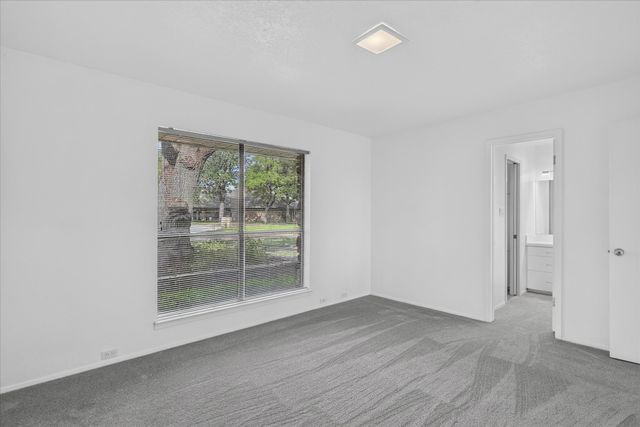 8628 Stonewood Drive, Fort Worth, TX 76179
